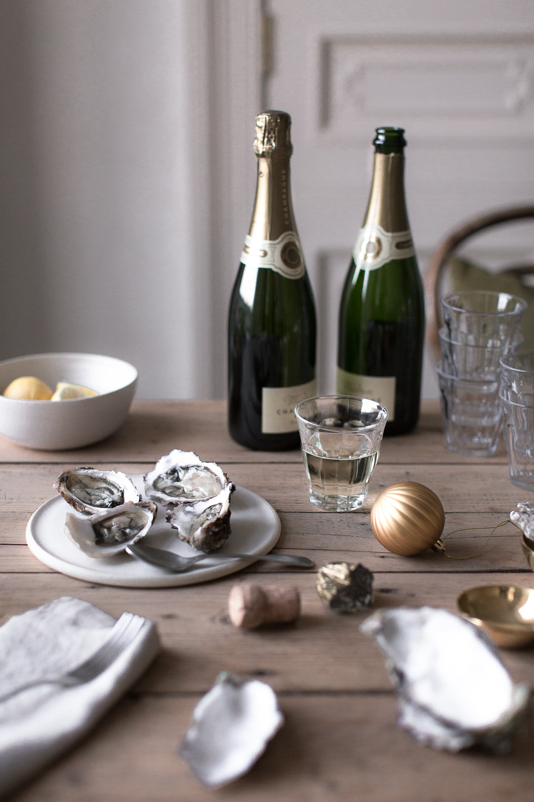 oysters and champagne 