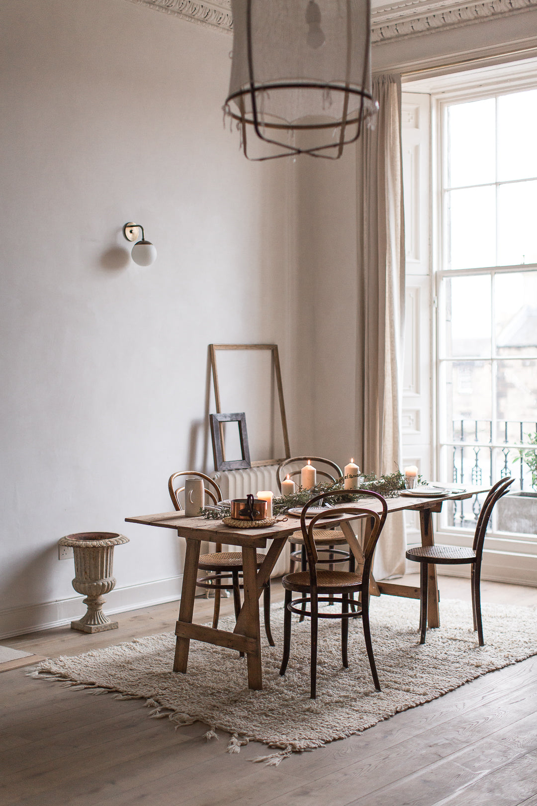 dining room in natural materials and neutral colours