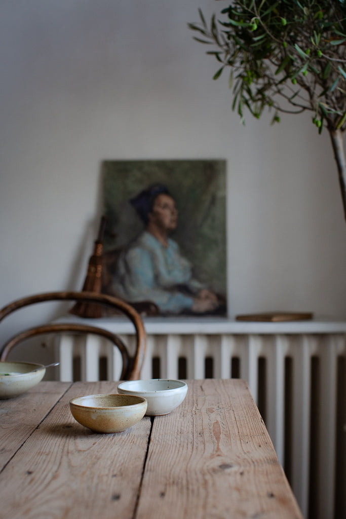 handmade stoneware bowls in natural colours