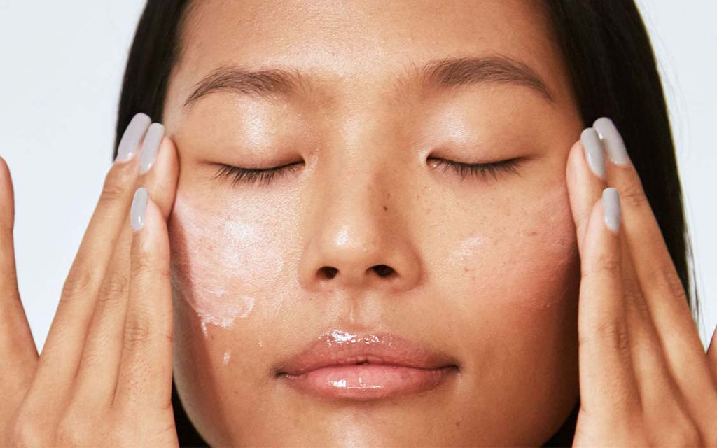 Applying Acne Treatment Only To Problem Spots