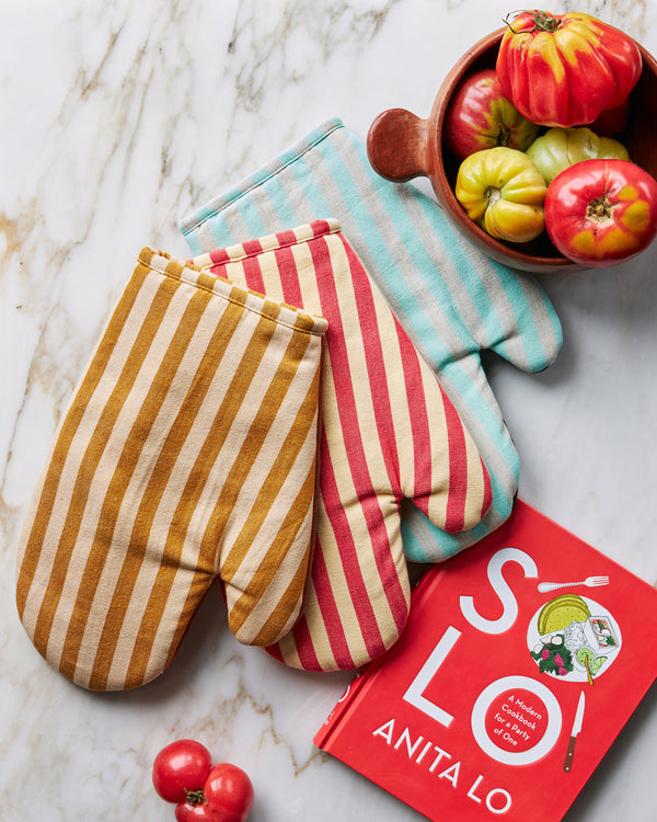 Sol Oven Mitt in Honey - Ethical Kitchen Textiles