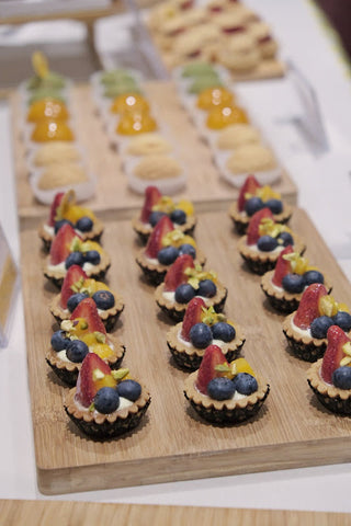 30 pieces of Fresh Fruit Tartlets-eat cake today-the cake show-media event
