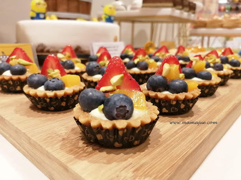 eat cake today-cake delivery-the cake show-cake trends 2020-30 pieces of Fresh Fruit Tartlets