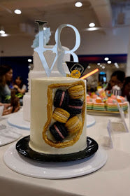 eat cake today-cake delivery-the cake show-cake trends 2020-macarons fault line cake