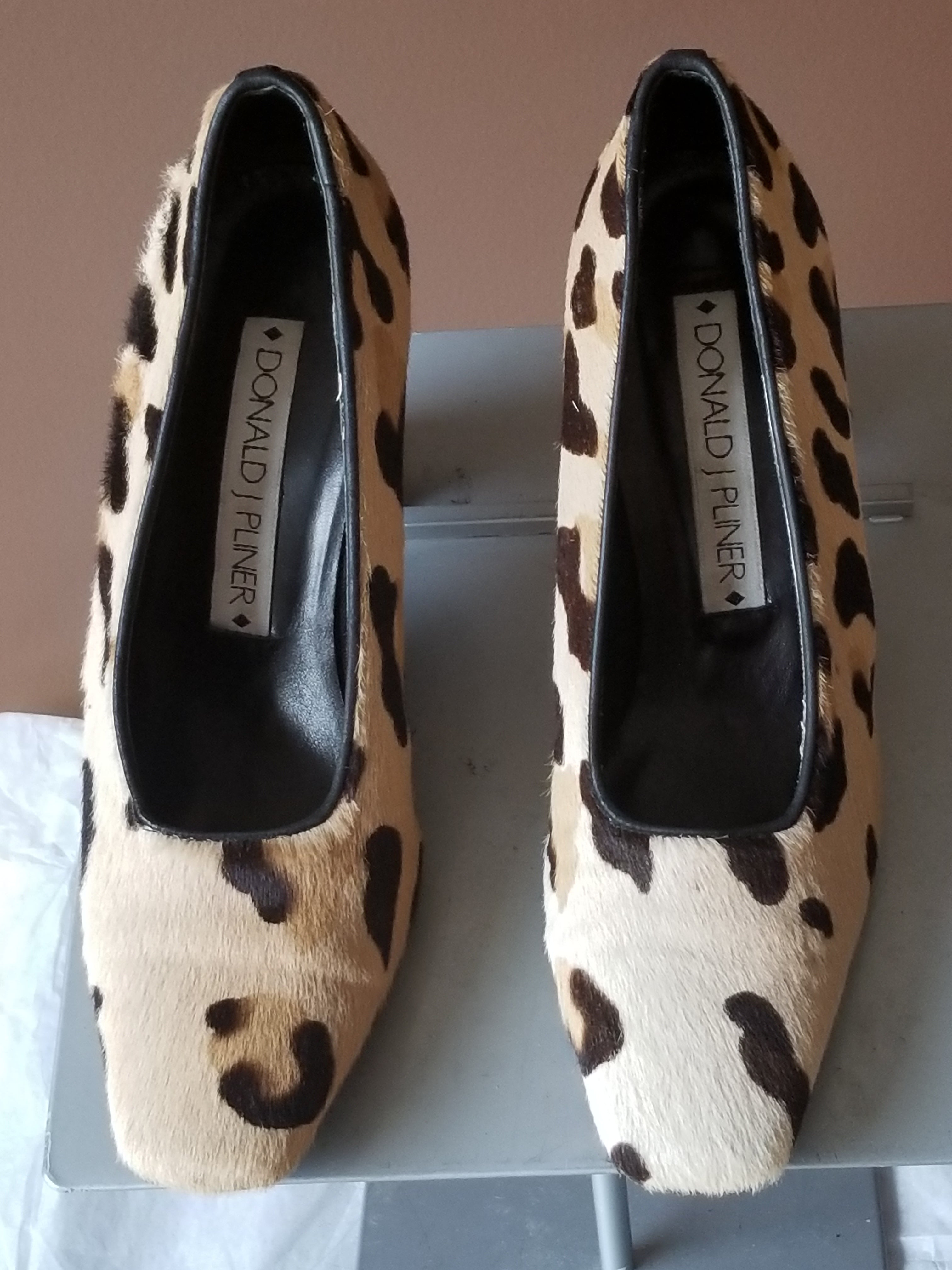 donald j pliner leopard shoes