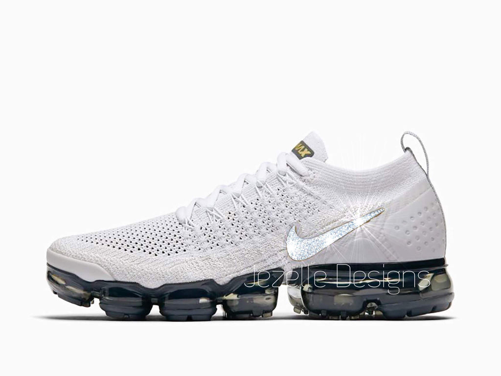 white and black vapormax