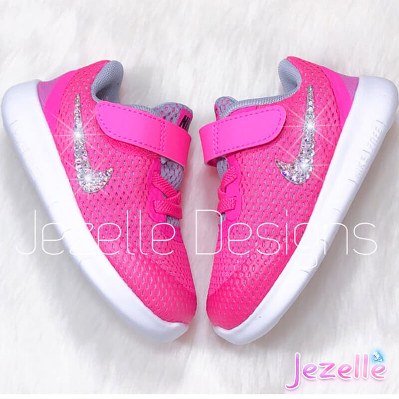 pink baby nike shoes