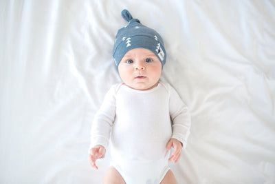 newborn knot hat