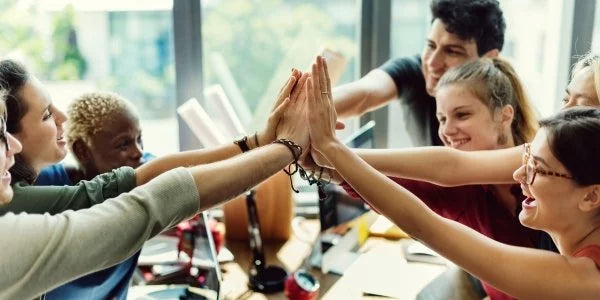 Canva-Teamwork-Power-Successful-Meeting-Workplace-Concept-600x300.webp__PID:d894ef66-13d5-4bcc-b570-a57189acffed