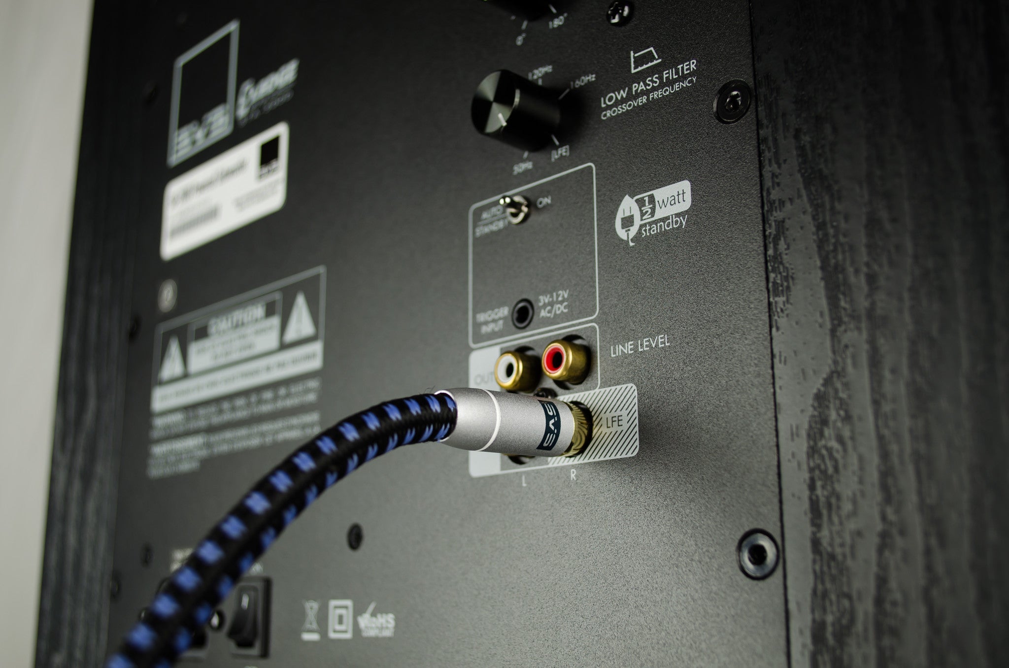 Телевизор через музыкальный центр. Кабель RCA для домашнего активного сабвуфера к усилителю. Сабвуфер подключается шнуром RCA. RCA (LFE). LFE разъем.