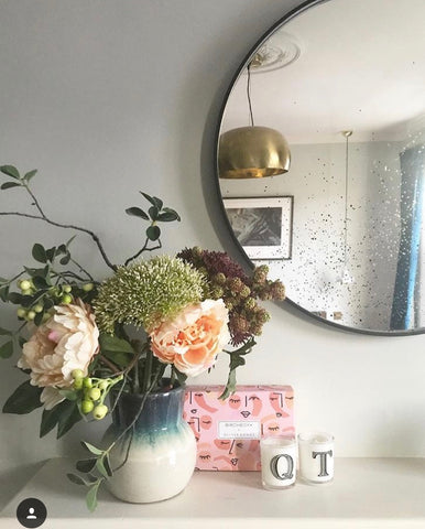 instagram interior inspiration - gold is a neutral mirror