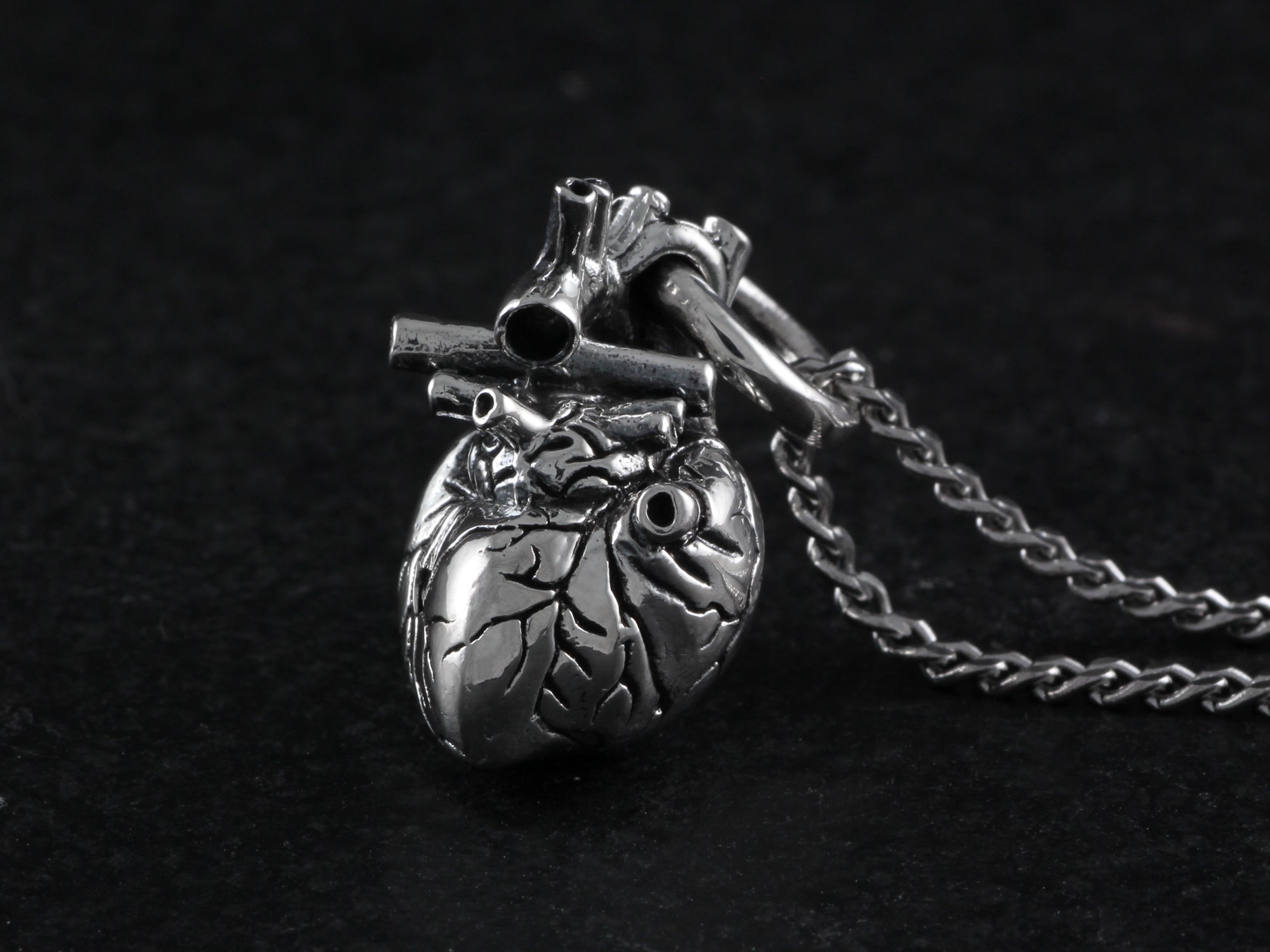 anatomically correct heart pendant