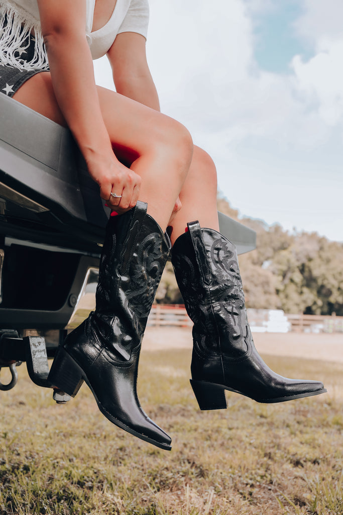 All Shoes – Whiskey Darling Boutique