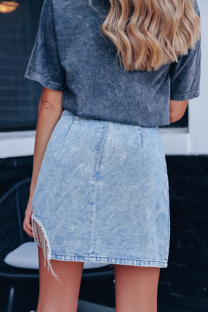 No Rules Denim Rhinestone Mini Skirt - Acid Wash – Whiskey Darling Boutique