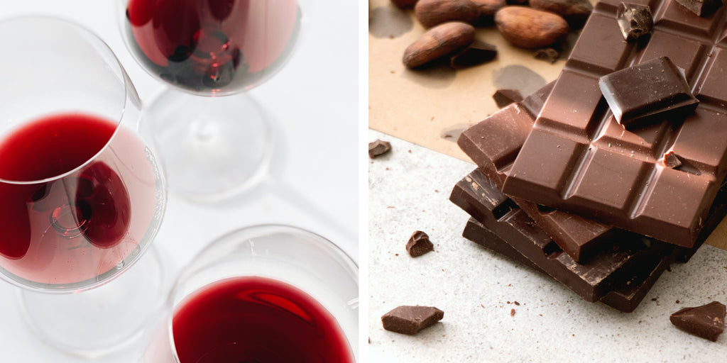 Glasses of red wine and crumbled chocolate