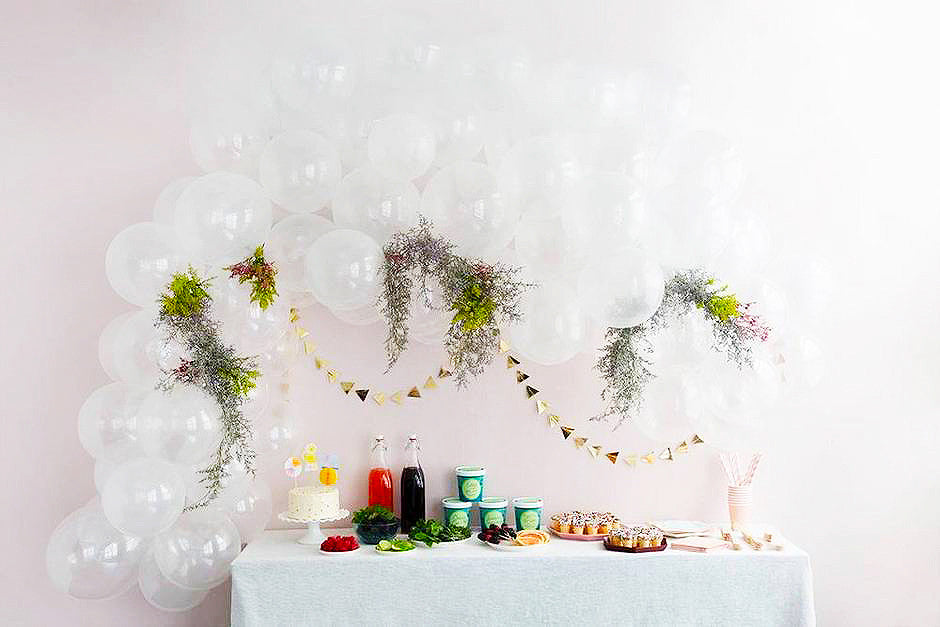 How To: DIY Balloon Arch – Harlow &amp; Grey