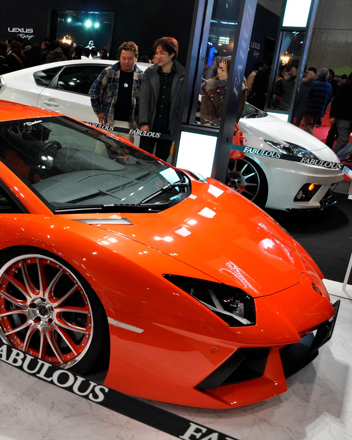 orange lamborghini at tokyo auto salon