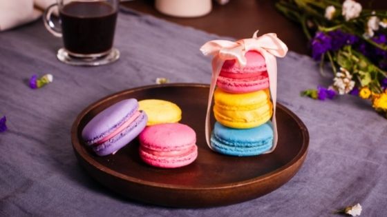 Colorful Macarons - Chocolate & More Delights