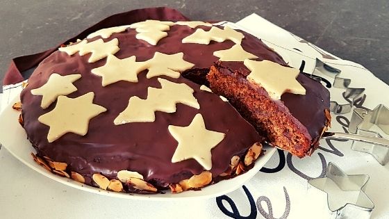 Festive Orange Date Cake For Christmas - Chocolate & More Delights