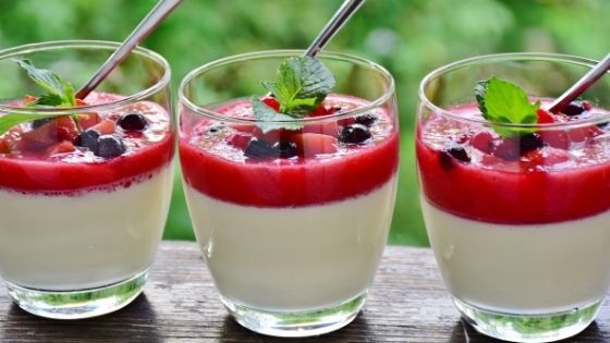 White Chocolate Panna Cotta With Berries - Chocolate & More Delights