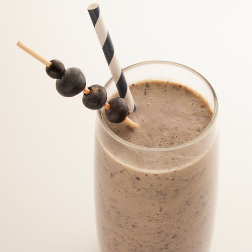 VIDEO RECIPE: Peanut Butter & Blueberry Smoothie