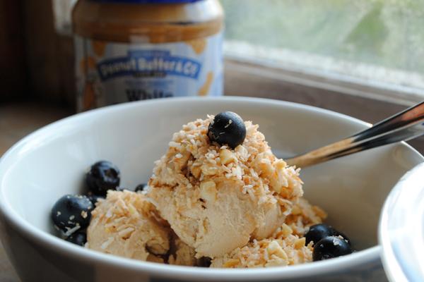 White Chocolate Peanut Butter and Yogurt Ice Cream with Crunchy Blueberry Topping