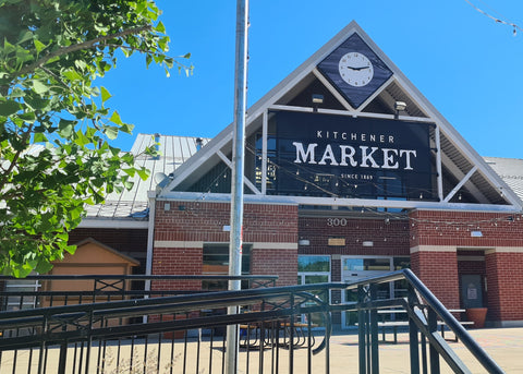 Large-patio-area-and-signage-of-the-front-entrance-to-the-kitchener-market