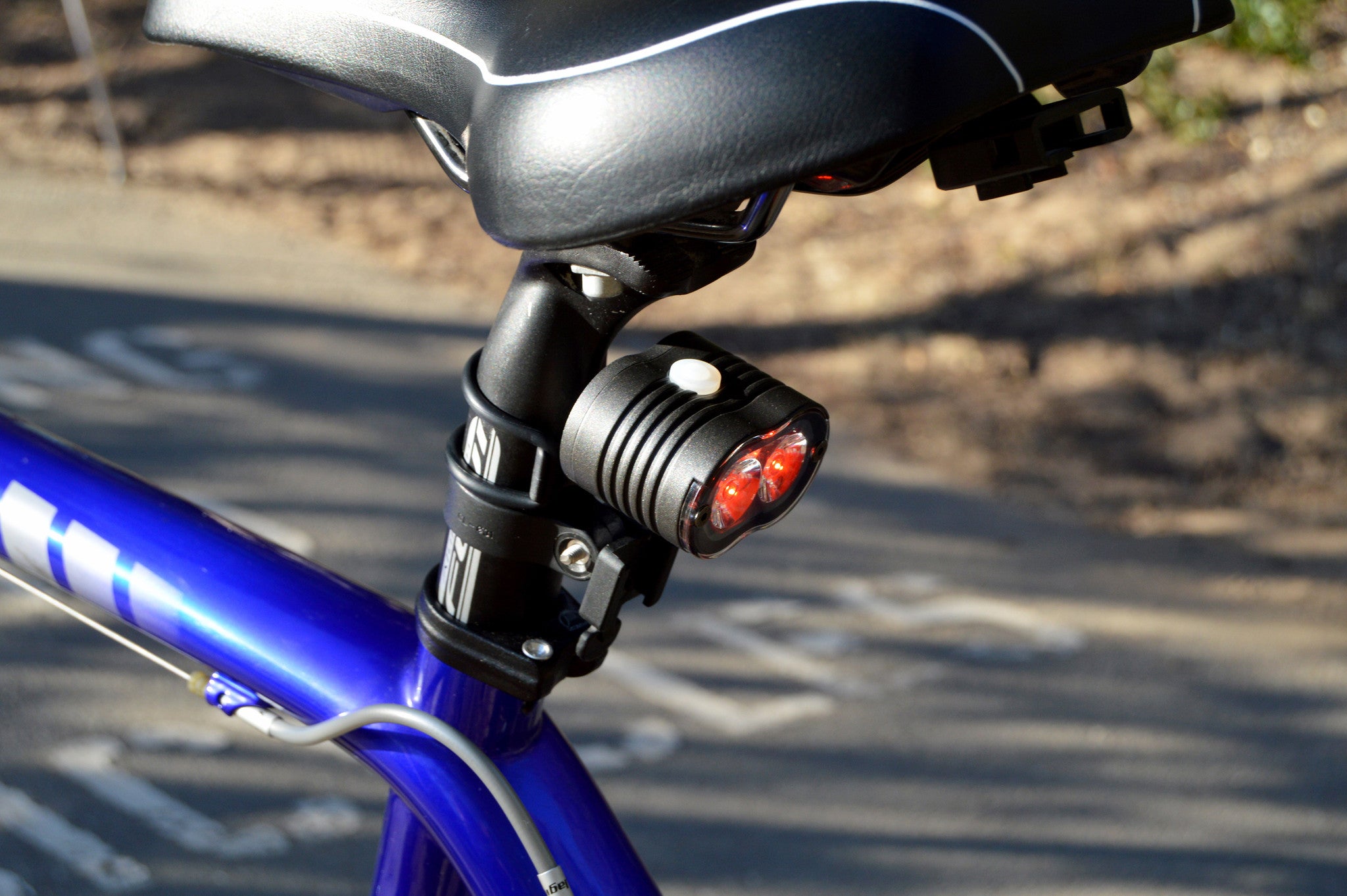 200 lumen rear bike light