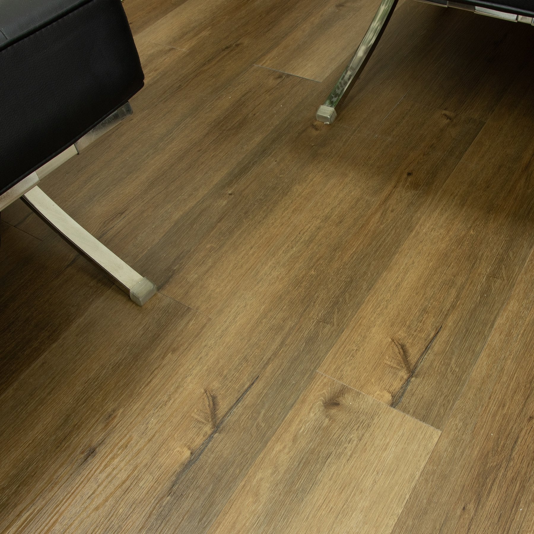 Deep Oak Click LVT - 180mm X 1220mm (10 Pack)