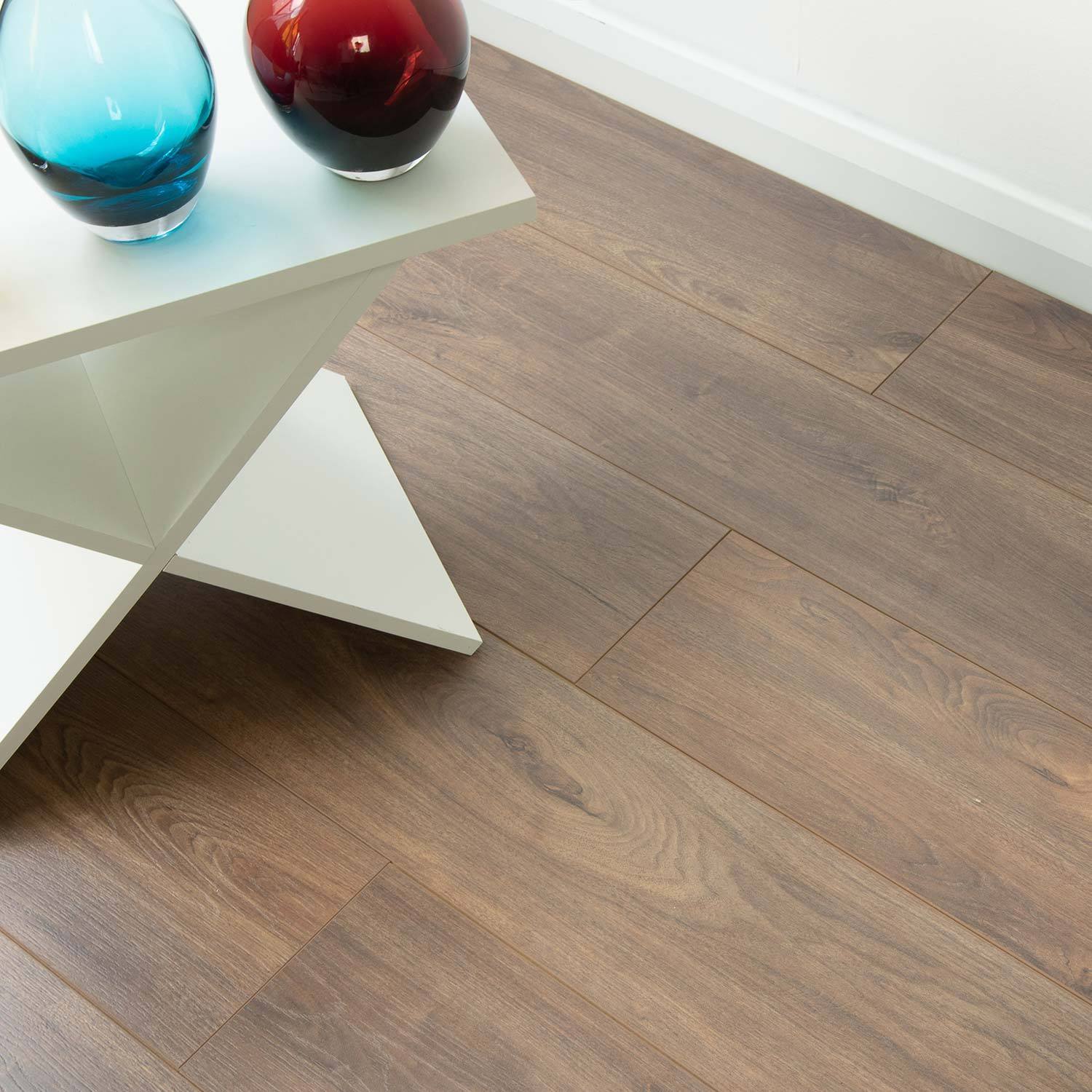  Sisu Laminate Smoked walnut