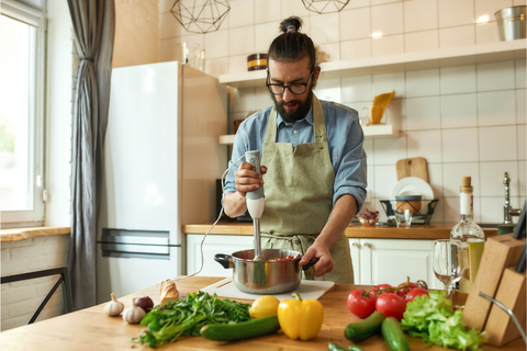 Immersion blenders rival stand-up blenders