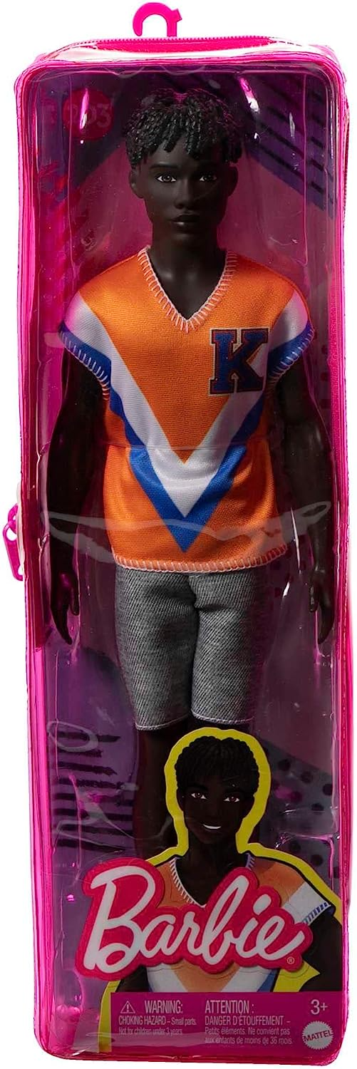 Boneca Barbie Fashionista com Roupa e Acessórios Esportivos para 3