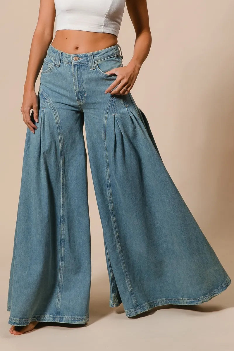 BiBi Pleated Detail Wide Jeans