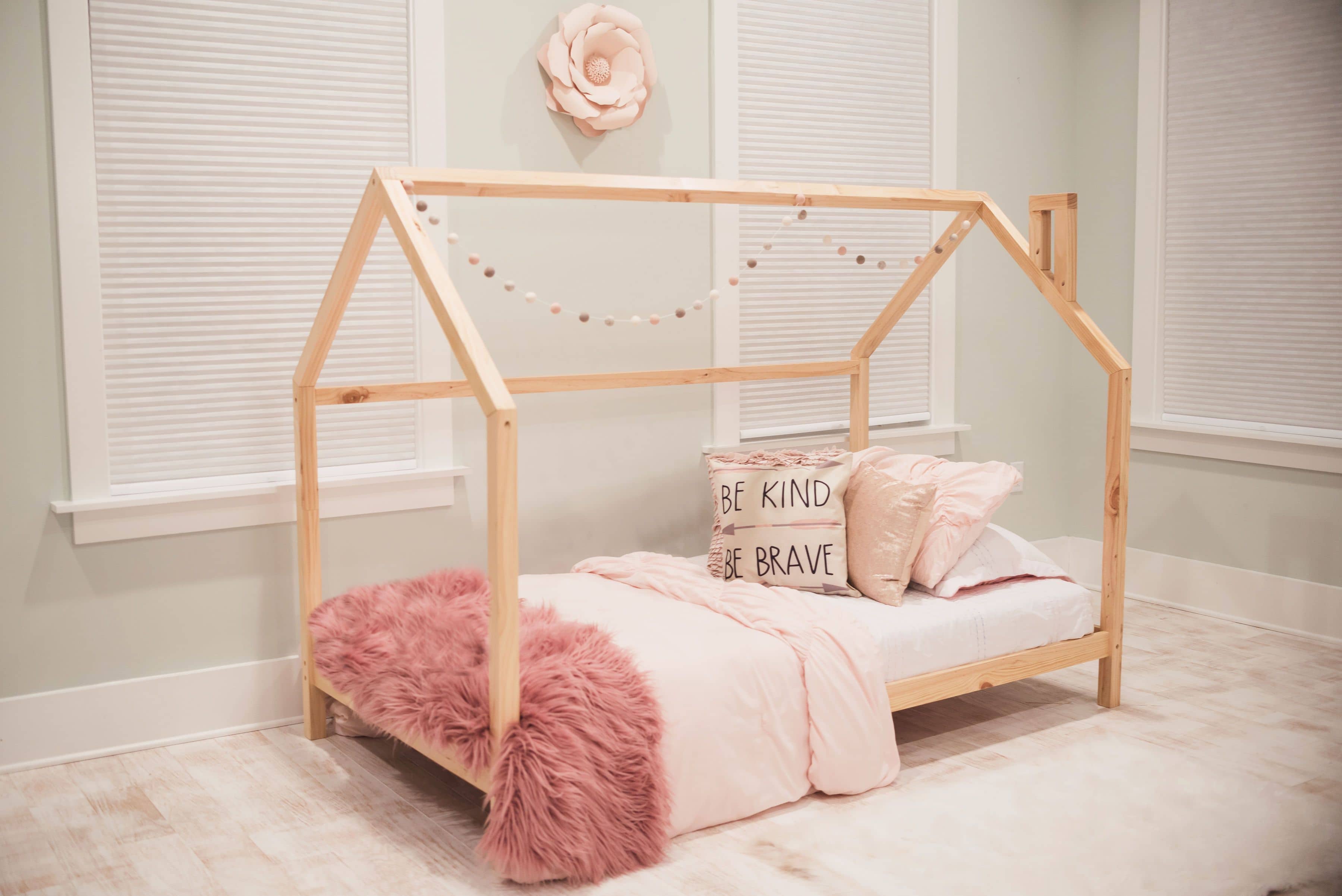 house bed frame kids