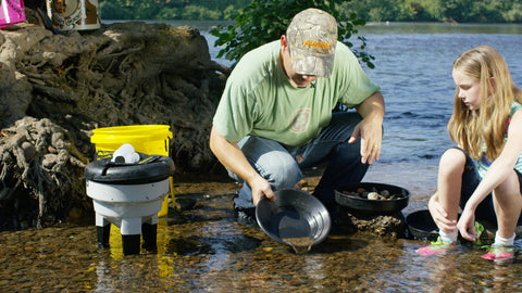 Gold-panning