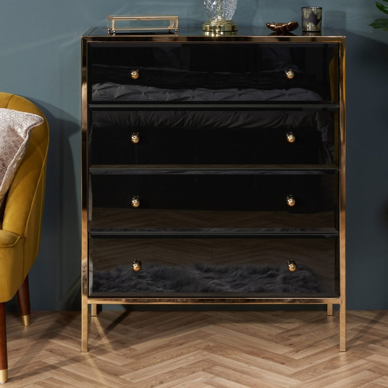 Fenwick Black & Gold Mirrored 4 drawer Chest - High Street Mirrors
