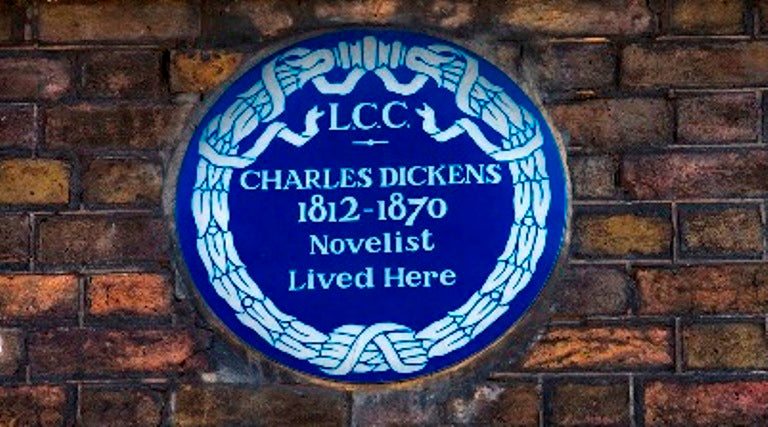 Having lived. Charles Dickens Museum. Диккенс логотип. Задай вопрос i Lived in London. George in London in 1997 was Living had Lived had been Living Lived.