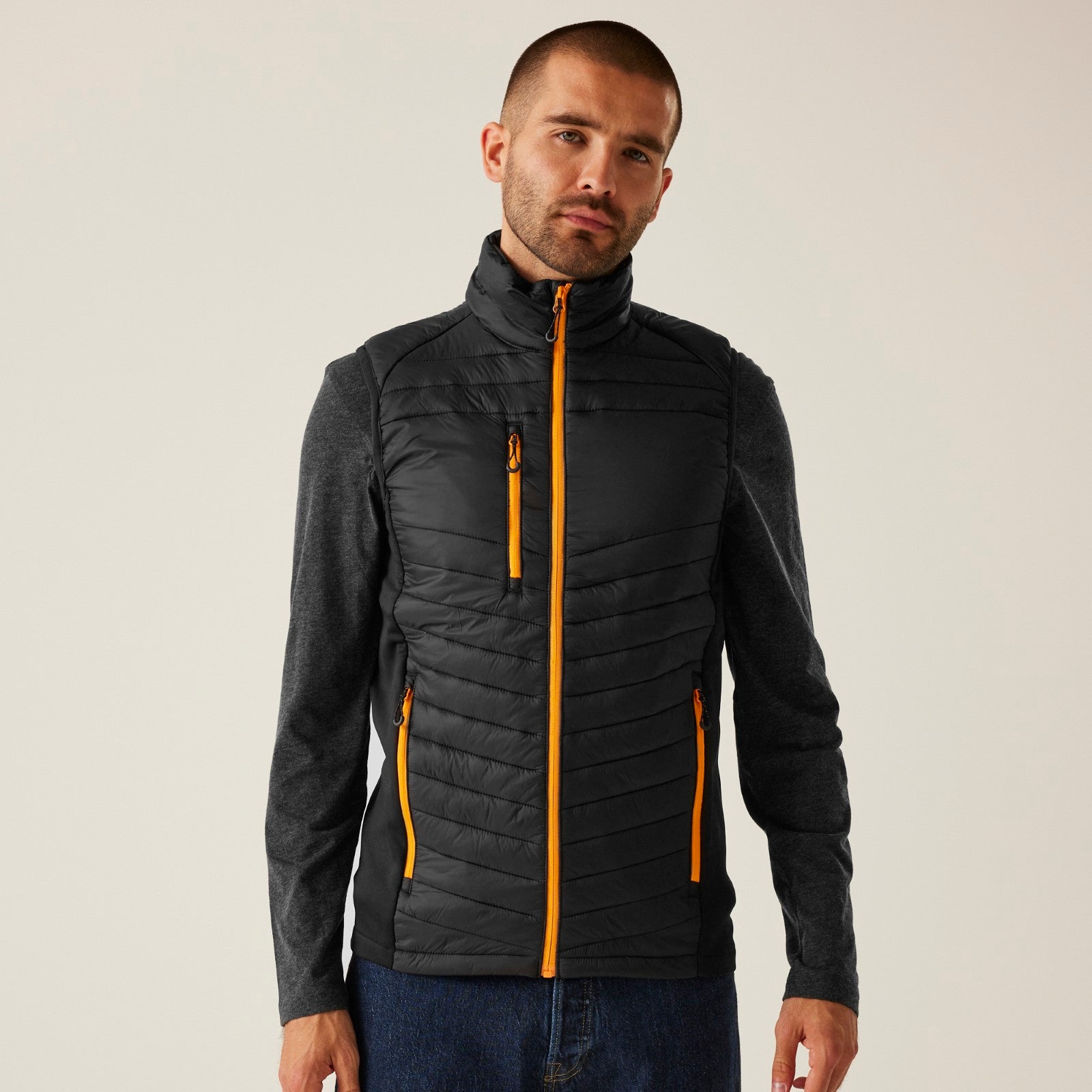 Regatta Professional Mens Navigate Hybrd Gilet - Black/Orange Pop
