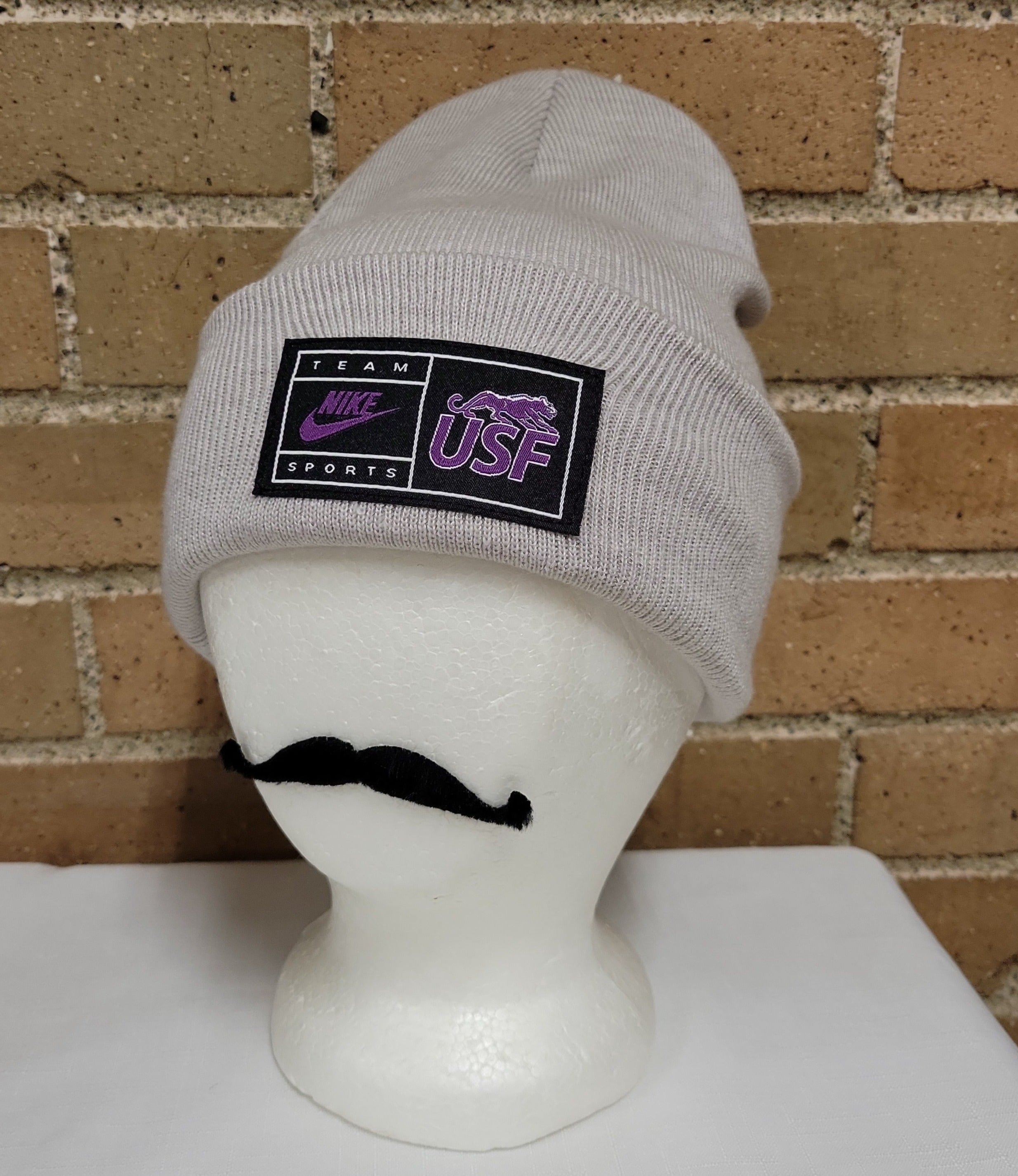  Nike Gray Heather Cuffed Beanie 