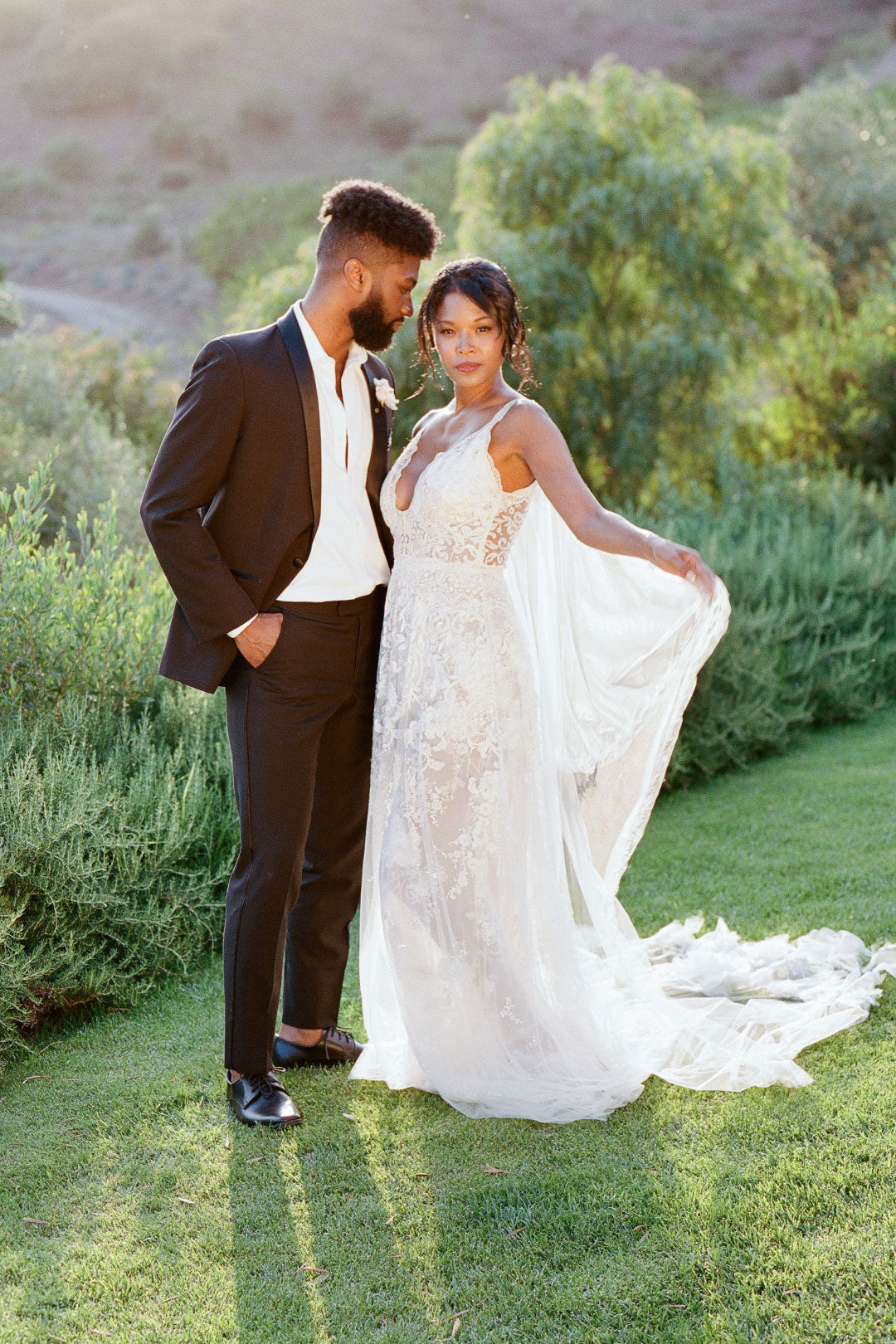 Bride and Groom Pose 