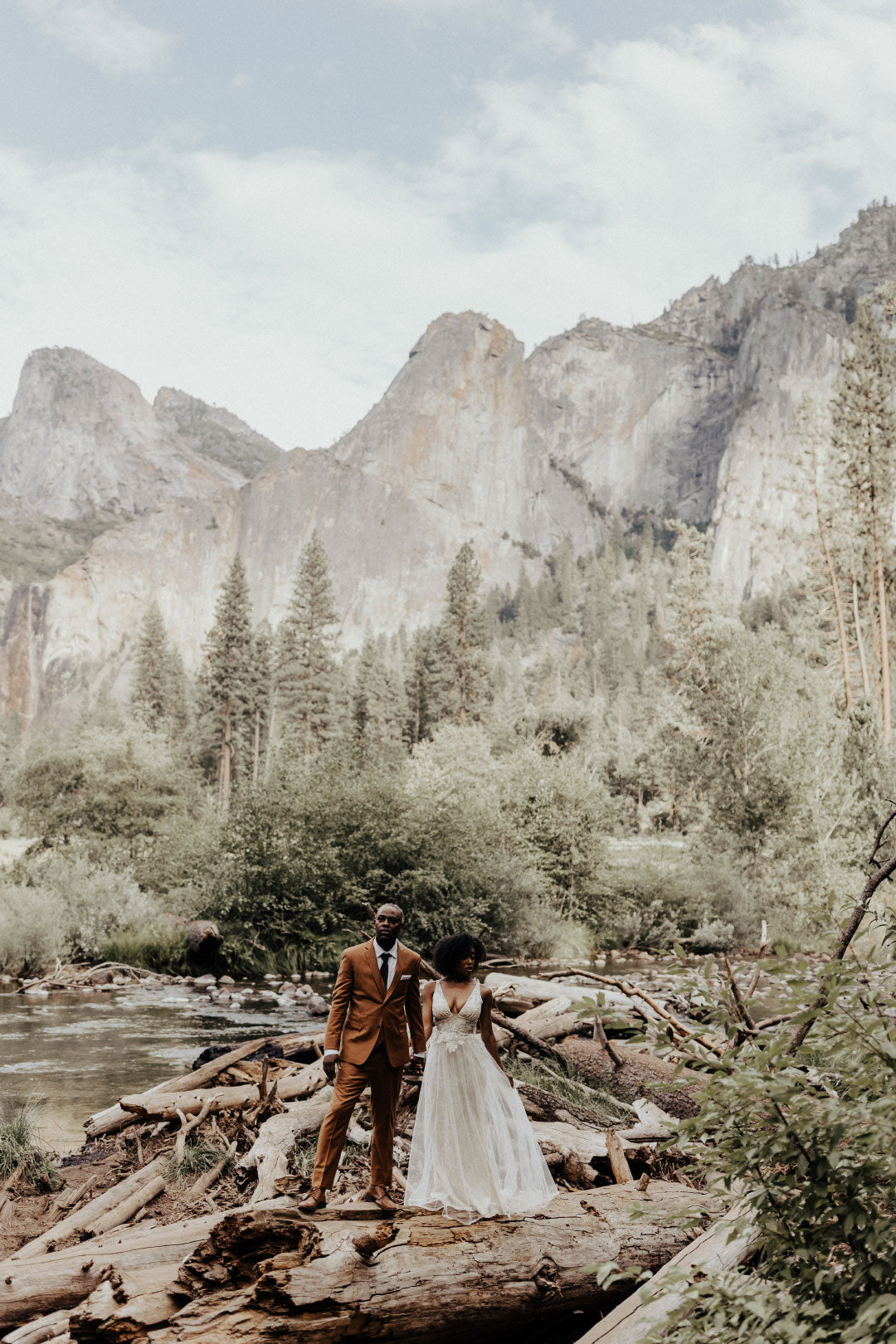 Bride and Groom in Yosemite wedding photo shoot