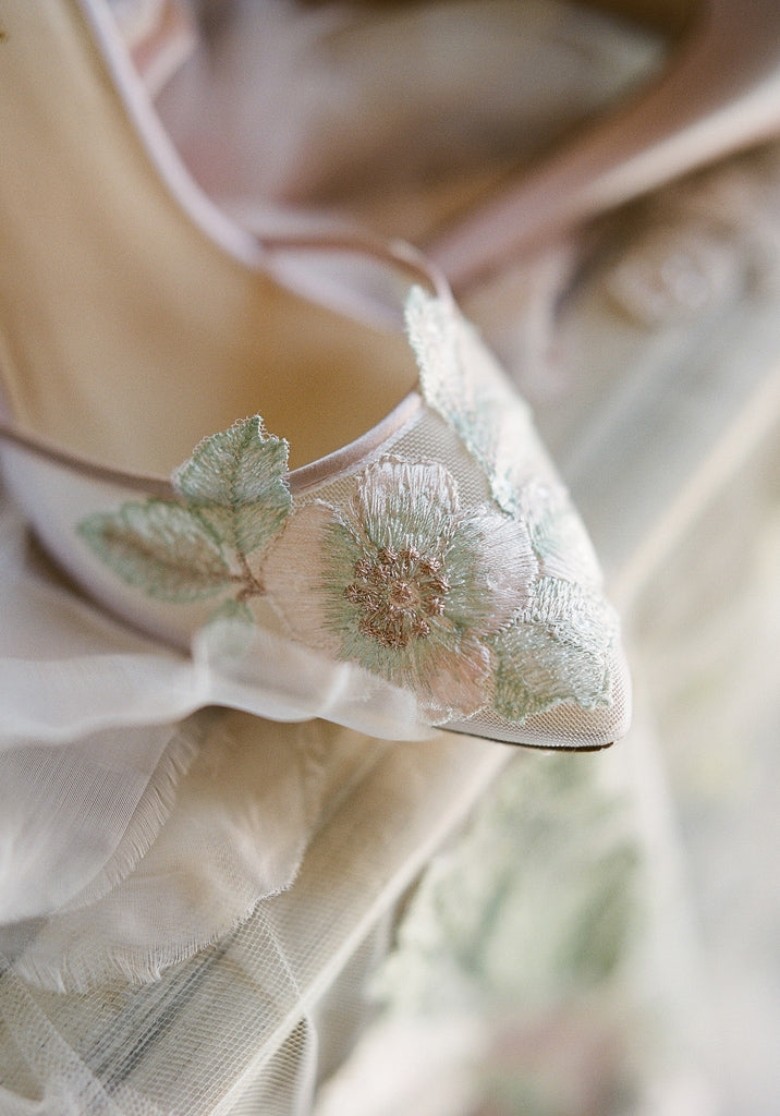 embroidered bridal shoes