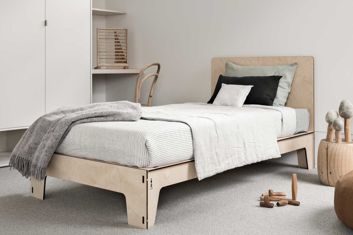 Singolo Single King Single Bed Plyroom