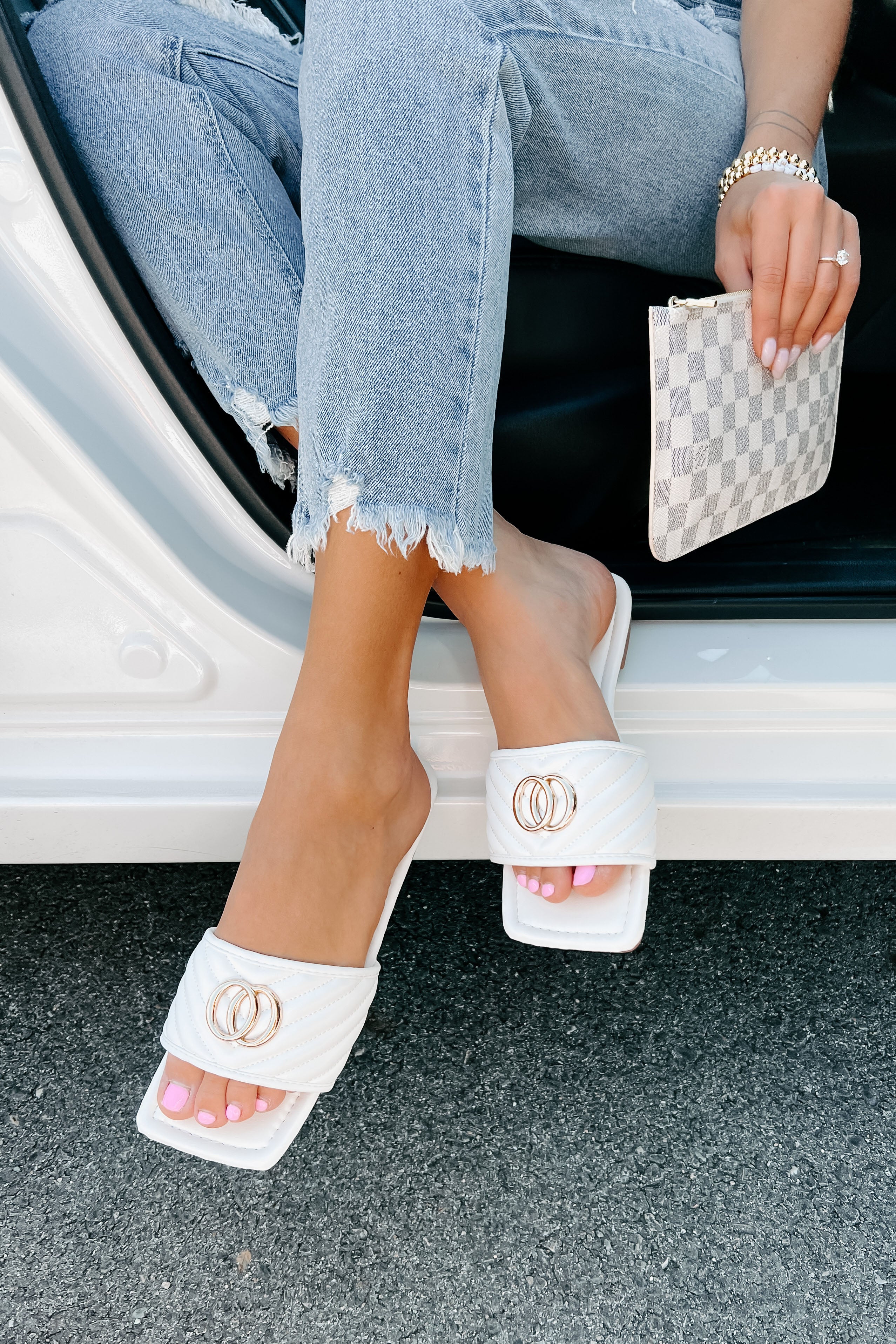 Chic Moments Quilted Sandal (White)