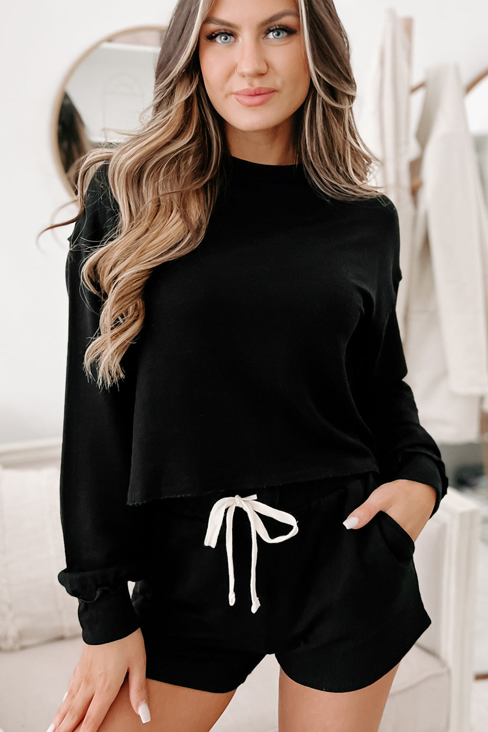 Long Sleeve & Shorts Loungewear Set (Black)