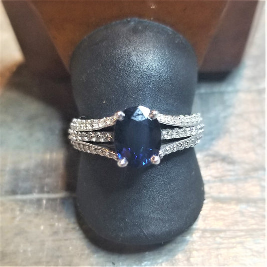 Odyssey Chevron Band Ring with Enamel and Blue Sapphire