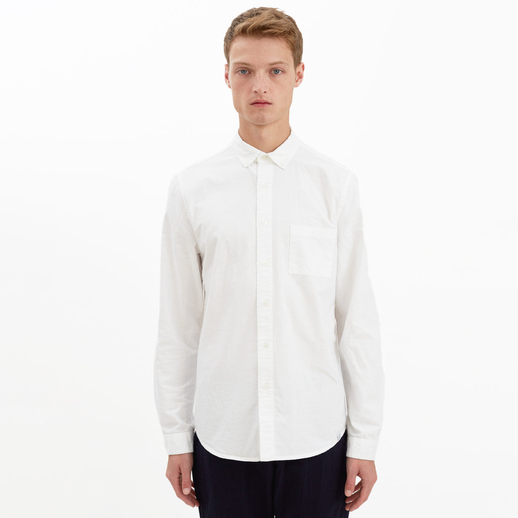 white cotton oxford shirt