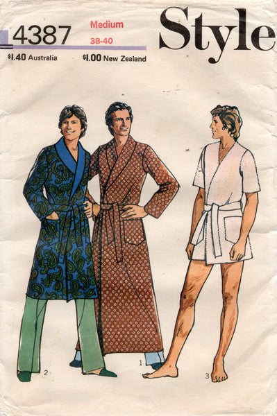 Style 4387 Mens Robe / Shave Coat 1970s Vintage Sewing Pattern Size ME