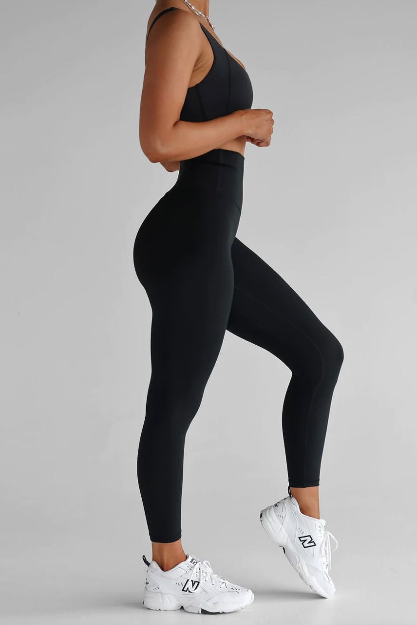 Leelo Active Extra High 7/8 Legging- Black