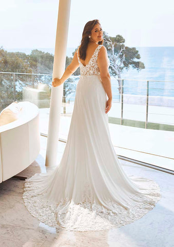 MARLOW Ashley Graham for Pronovias 2023 Collections
